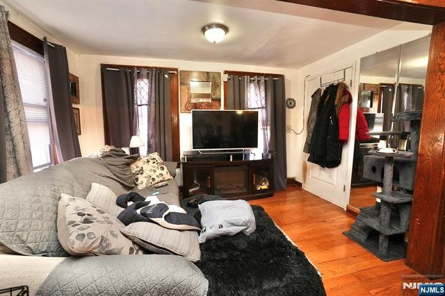 425 Dewitt Avenue, Belleville, NJ 07109