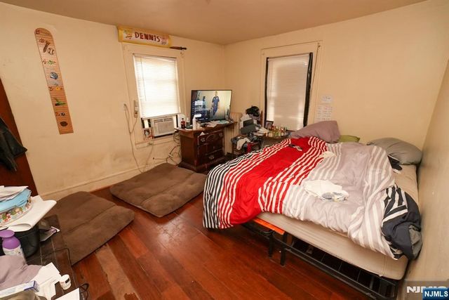 425 Dewitt Avenue, Belleville, NJ 07109