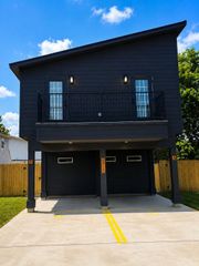 8415 Mahalia Drive A, Houston, TX 77088