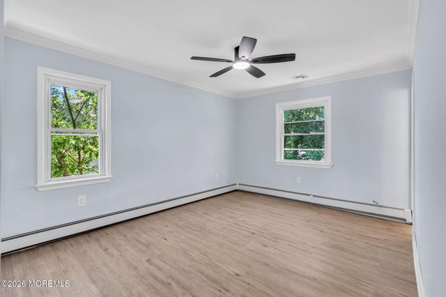 32 Belmont Avenue, Bayville, NJ 08721