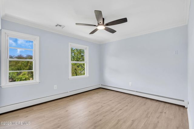 32 Belmont Avenue, Bayville, NJ 08721
