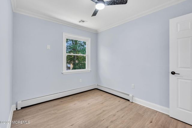 32 Belmont Avenue, Bayville, NJ 08721