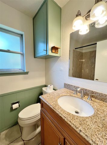 1209 Irwin Drive, Hurst, TX 76053