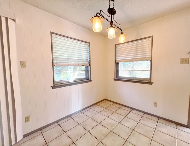 1209 Irwin Drive, Hurst, TX 76053