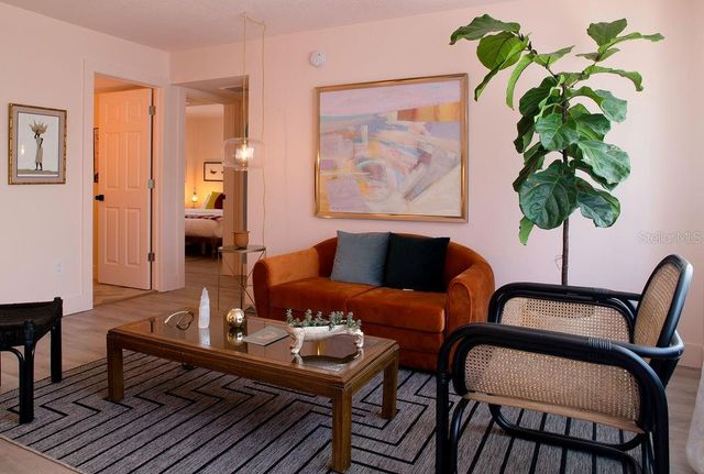 6990 GREVILLA AVENUE S, South Pasadena, FL 33707