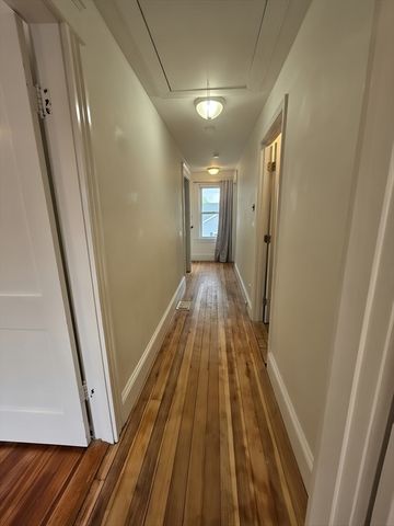 15 Dinsmore Street, Lowell, MA 01852