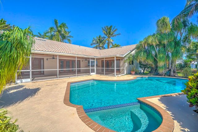 752 SW 36th Avenue, Delray Beach, FL 33445