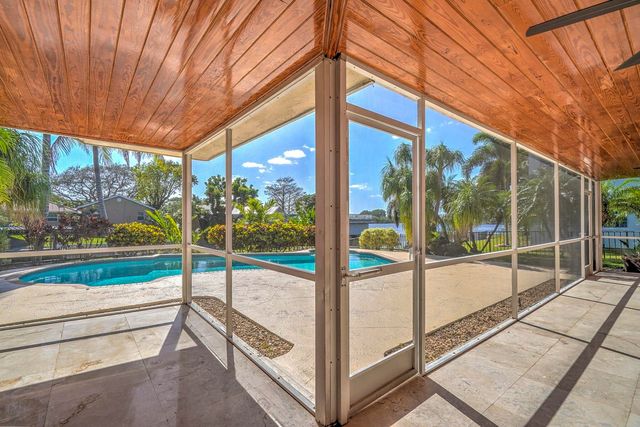 752 SW 36th Avenue, Delray Beach, FL 33445
