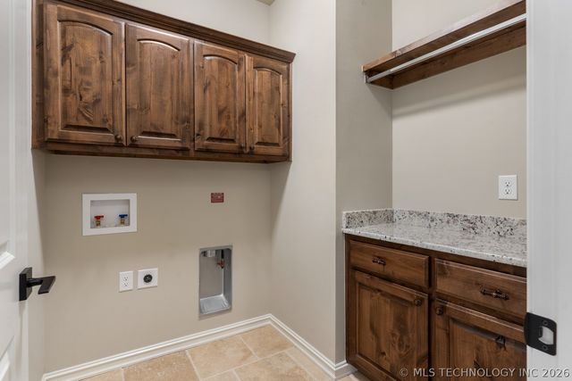 14502 E 79th Street North, Owasso, OK 74055