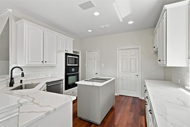 1820 Forest Bend Lane, Keller, TX 76248