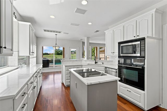 1820 Forest Bend Lane, Keller, TX 76248