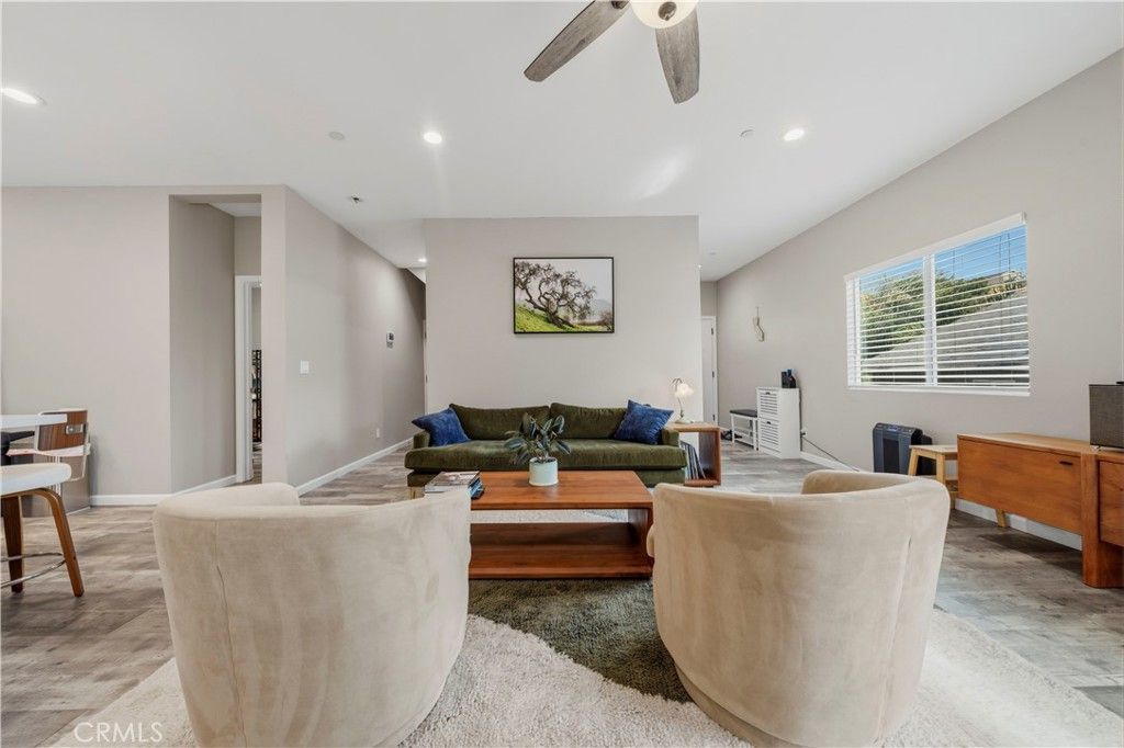 Image 10 of property listing at 1650 Paraiso, Spring Valley, CA 91977