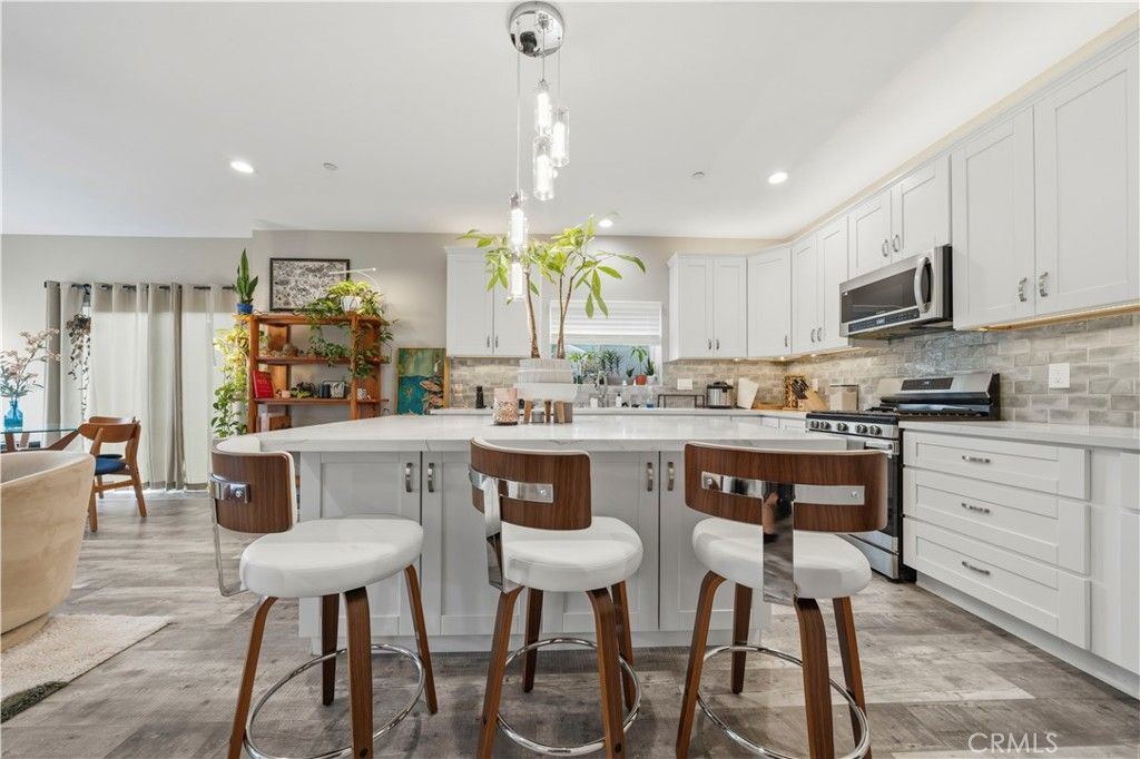 Image 7 of property listing at 1650 Paraiso, Spring Valley, CA 91977