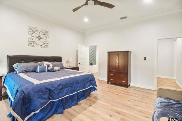 242 Serenity Dr, Bullard, TX 75757