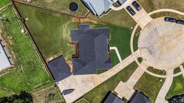 242 Serenity Dr, Bullard, TX 75757