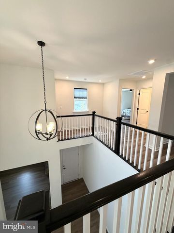 5006 GRAY FOX DR, Bealeton, VA 22712