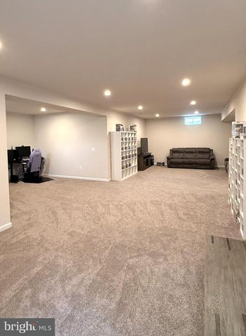 5006 GRAY FOX DR, Bealeton, VA 22712