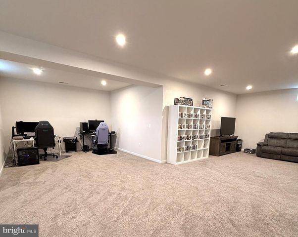 5006 GRAY FOX DR, Bealeton, VA 22712