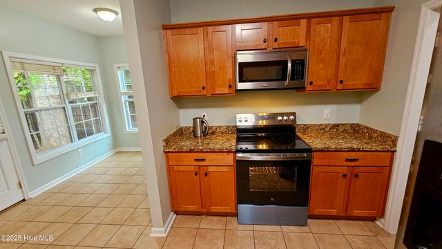 300 Buoy Court, Swansboro, NC 28584