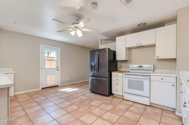 4415 E CHAMBERS Street, Phoenix, AZ 85040