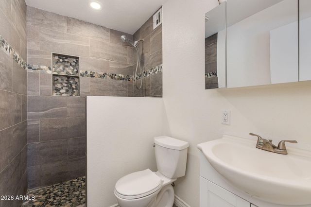 4415 E CHAMBERS Street, Phoenix, AZ 85040