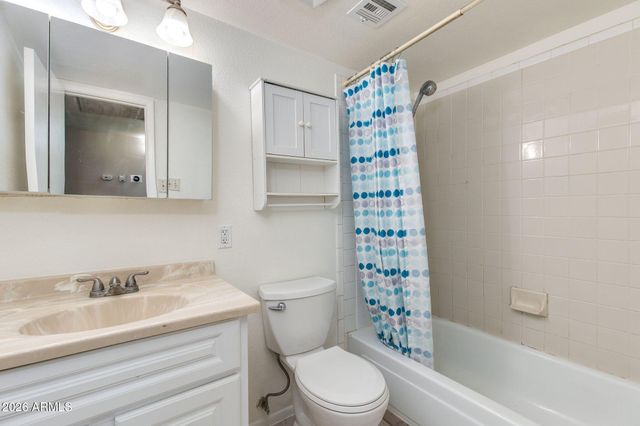 4415 E CHAMBERS Street, Phoenix, AZ 85040