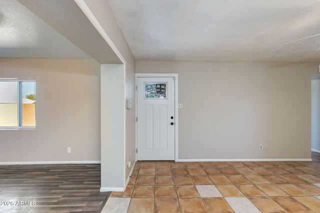 4415 E CHAMBERS Street, Phoenix, AZ 85040