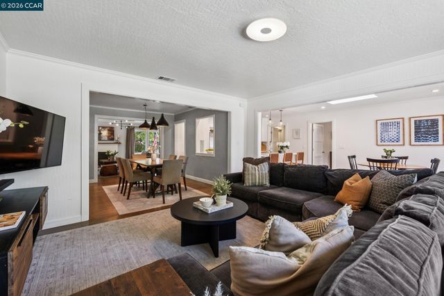 115 Patterson Blvd, Pleasant Hill, CA 94523