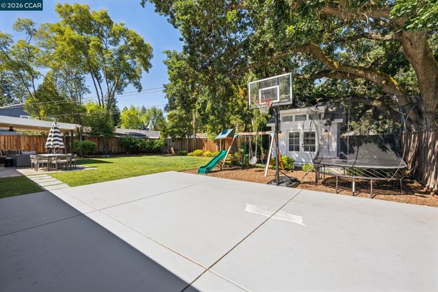 115 Patterson Blvd, Pleasant Hill, CA 94523