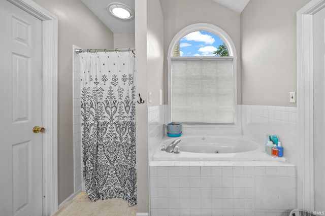 1623 Stonegate Circle, Lafayette, IN 47909
