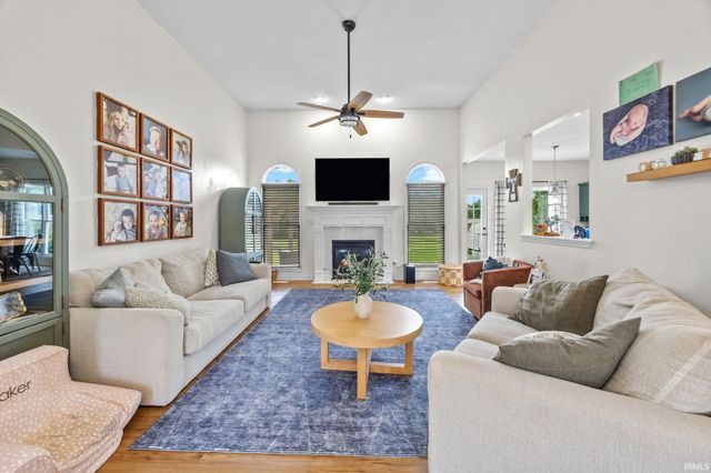 1623 Stonegate Circle, Lafayette, IN 47909