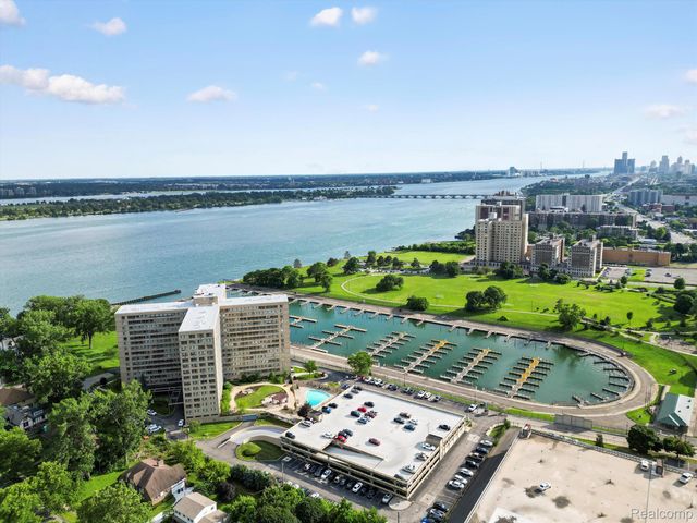 8900 E JEFFERSON Avenue 1110, Detroit, MI 48214