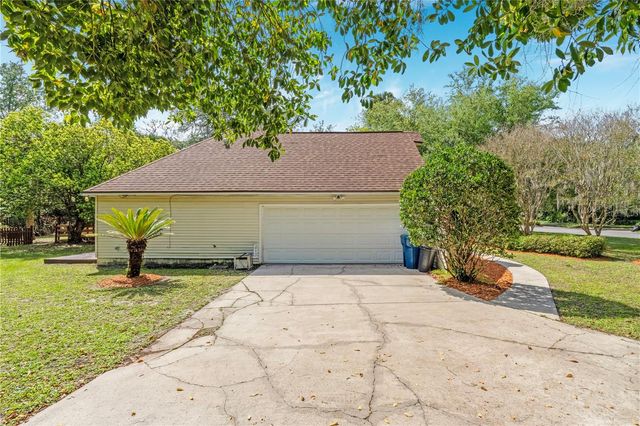 226 CROOKED TREE TRAIL, Deland, FL 32724