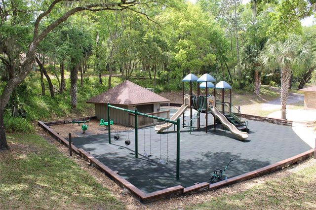 226 CROOKED TREE TRAIL, Deland, FL 32724