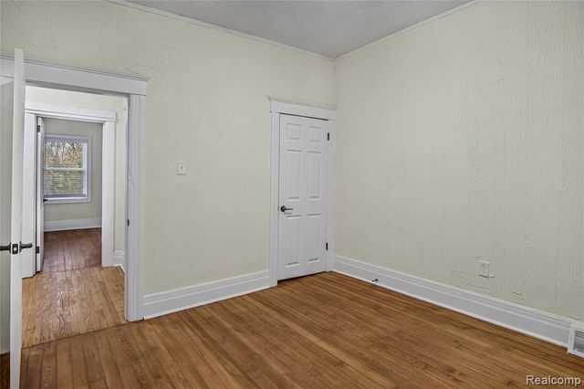 427 Melbourne, Detroit, MI 48202