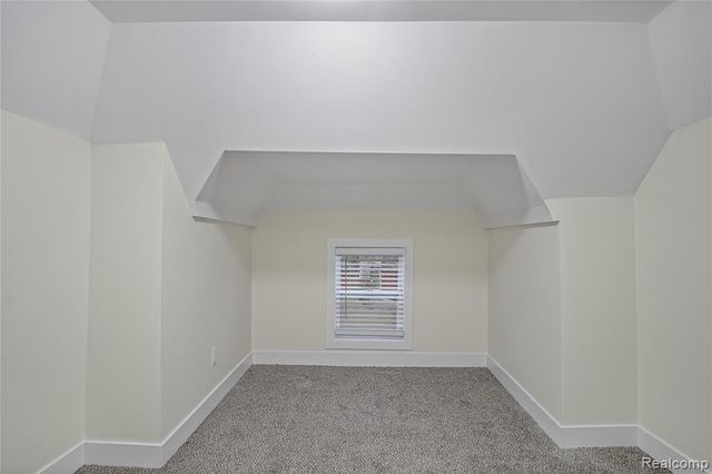 427 Melbourne, Detroit, MI 48202