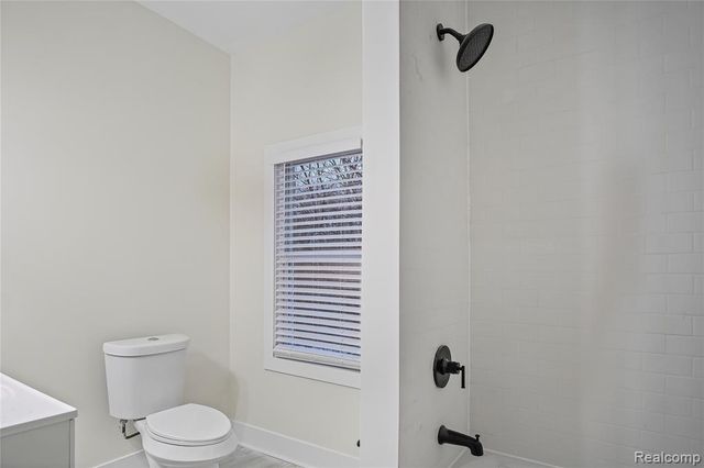 427 Melbourne, Detroit, MI 48202