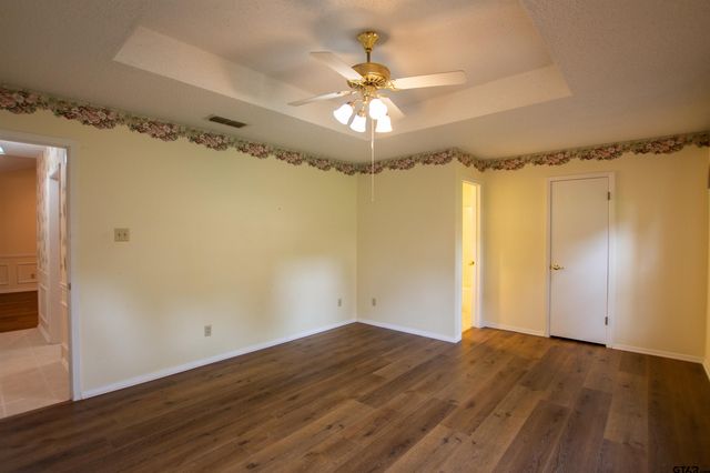 110 Wendy Dr, Whitehouse, TX 75791