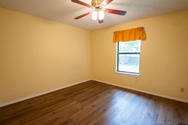 110 Wendy Dr, Whitehouse, TX 75791