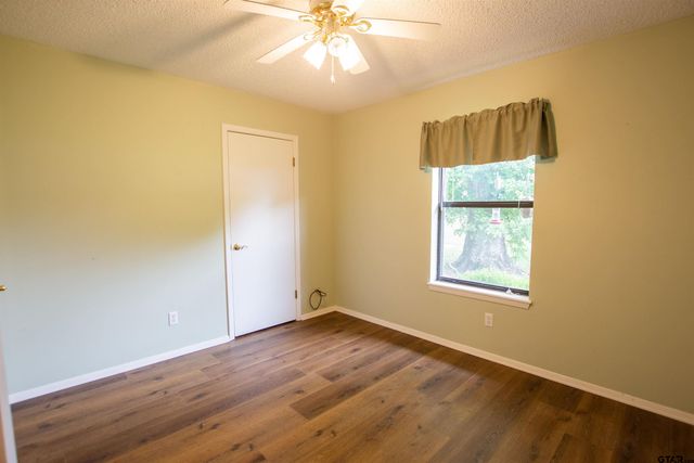 110 Wendy Dr, Whitehouse, TX 75791
