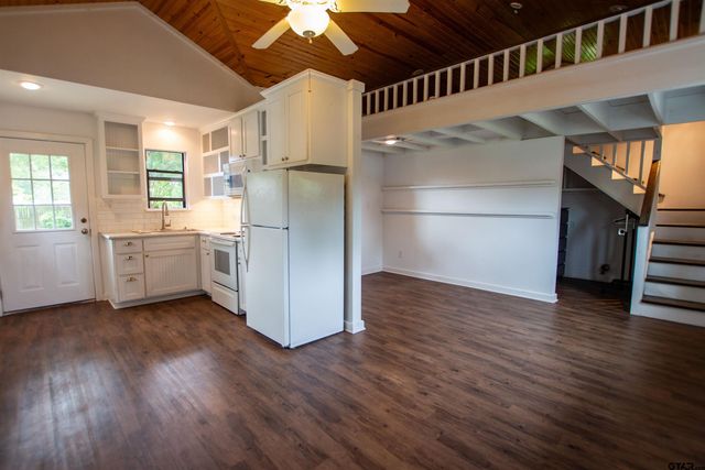 110 Wendy Dr, Whitehouse, TX 75791