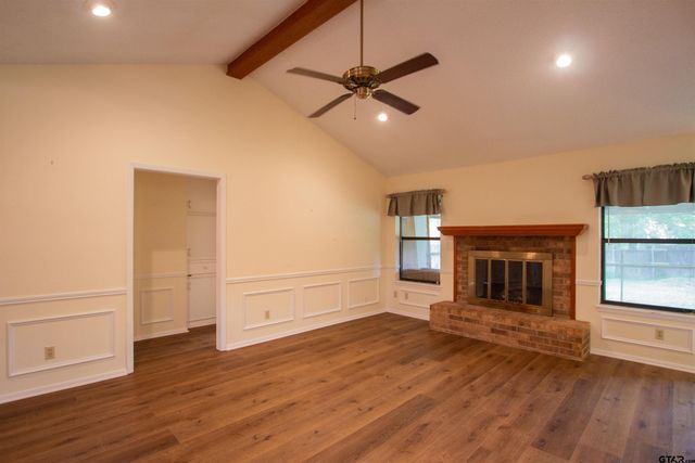110 Wendy Dr, Whitehouse, TX 75791