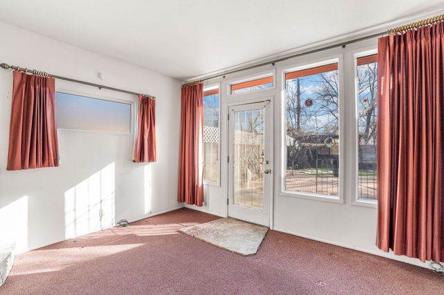 2704 Alamosa Drive, Santa Fe, NM 87505