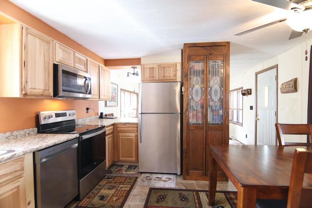84 Falling Creek Circle, Janesville, WI 53548