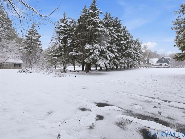 2317 Wheatlands Dr, Manakin Sabot, VA 23103