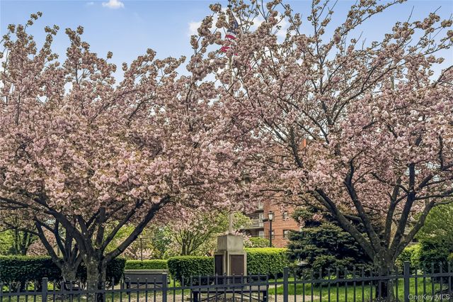 377 Westchester Ave APT 6J, Port Chester, NY 10573