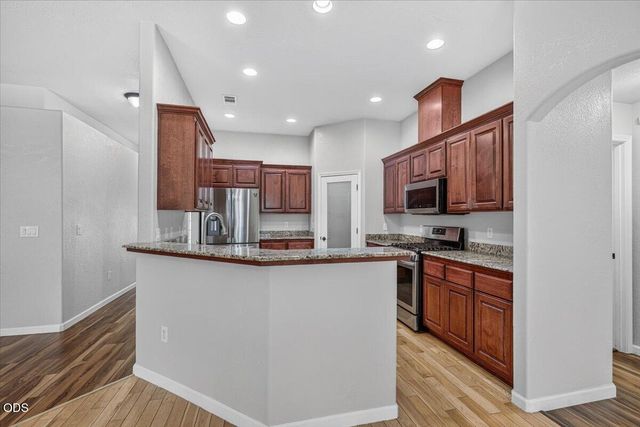 130 Glenwood Drive, Eagle Point, OR 97524
