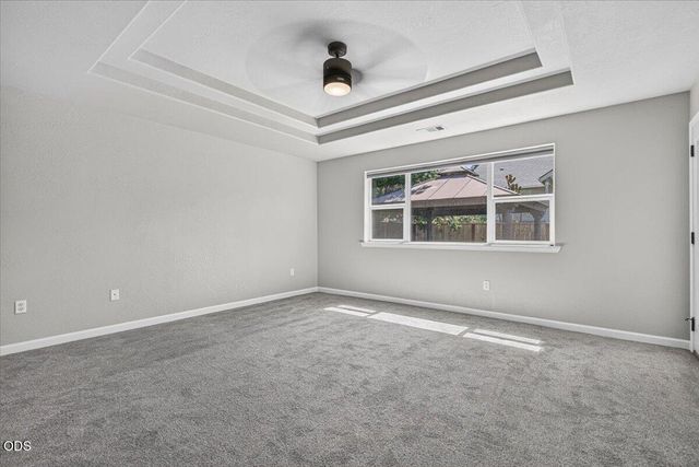 130 Glenwood Drive, Eagle Point, OR 97524
