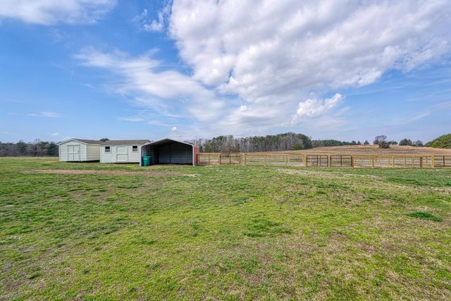 2586 Cowpens Pacolet Road, Spartanburg, SC 29307