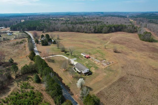 2586 Cowpens Pacolet Road, Spartanburg, SC 29307